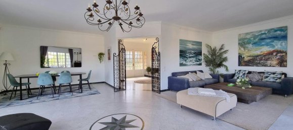 6 bedrooms Villa in Nice, France No. 298401 19