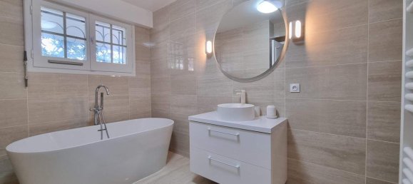 6 bedrooms Villa in Nice, France No. 298401 9