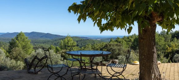 4 chambres Villa à Var, France No. 676 3