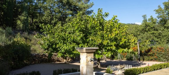 4 chambres Villa à Var, France No. 676 5