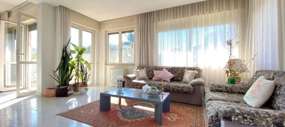 5 Schlafzimmer Villa in Sabaudia, Italy, Nr. 157184 3