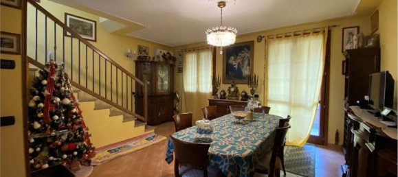 7 rooms House in Campogalliano, Italy No. 105520 5