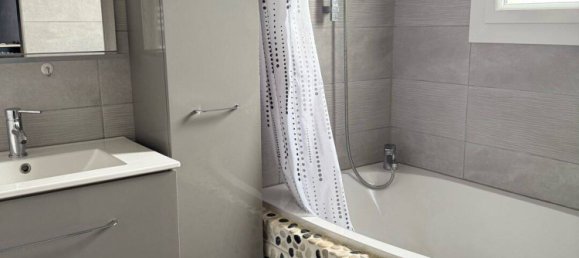 Casa de 3 dormitorios en Porcheville, France No. 334566 4