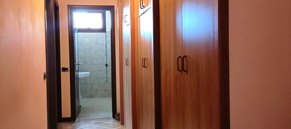 Квартира с 3 комнатами в Лурате Каччивио, Италия № 173241 15