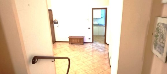 Квартира с 3 комнатами в Лурате Каччивио, Италия № 173241 5