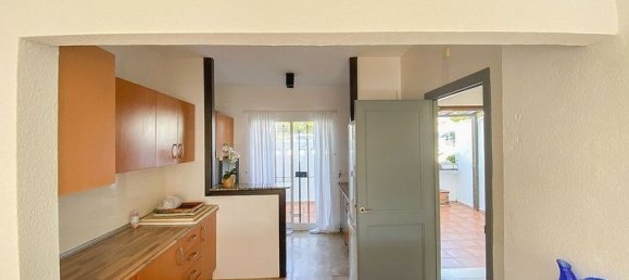 4 bedrooms House in Estepona, Spain No. 180174 9