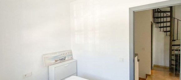 4 bedrooms House in Estepona, Spain No. 180174 16