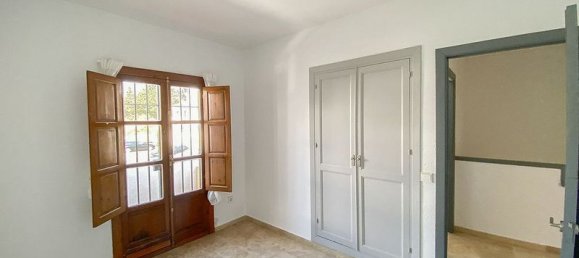 4 bedrooms House in Estepona, Spain No. 180174 19