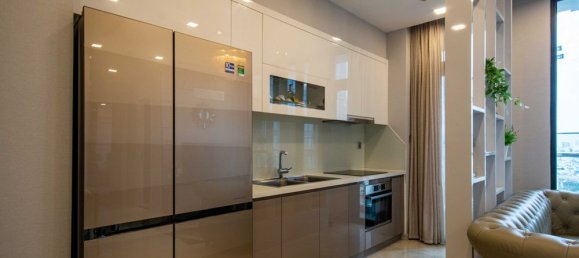 2 rooms Office in District 1, Vietnam No. 17904 11