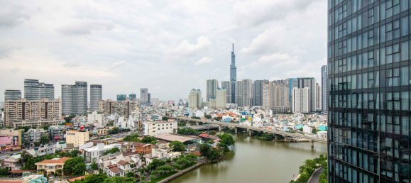 2 rooms Office in District 1, Vietnam No. 17904 10