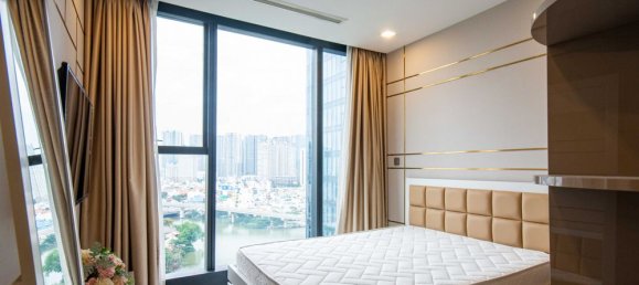 2 rooms Office in District 1, Vietnam No. 17904 18