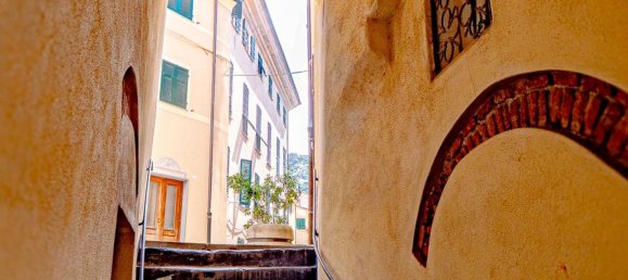 Duplex T6 em Levanto, Italy N.º 348304 2