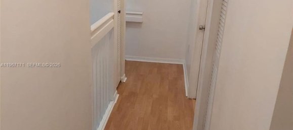 3 Schlafzimmer Doppelhaus in Miami, USA, Nr. 615939 6