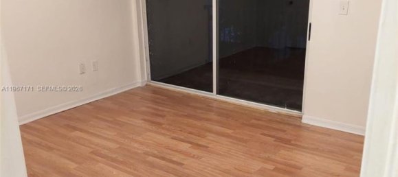 3 Schlafzimmer Doppelhaus in Miami, USA, Nr. 615939 15