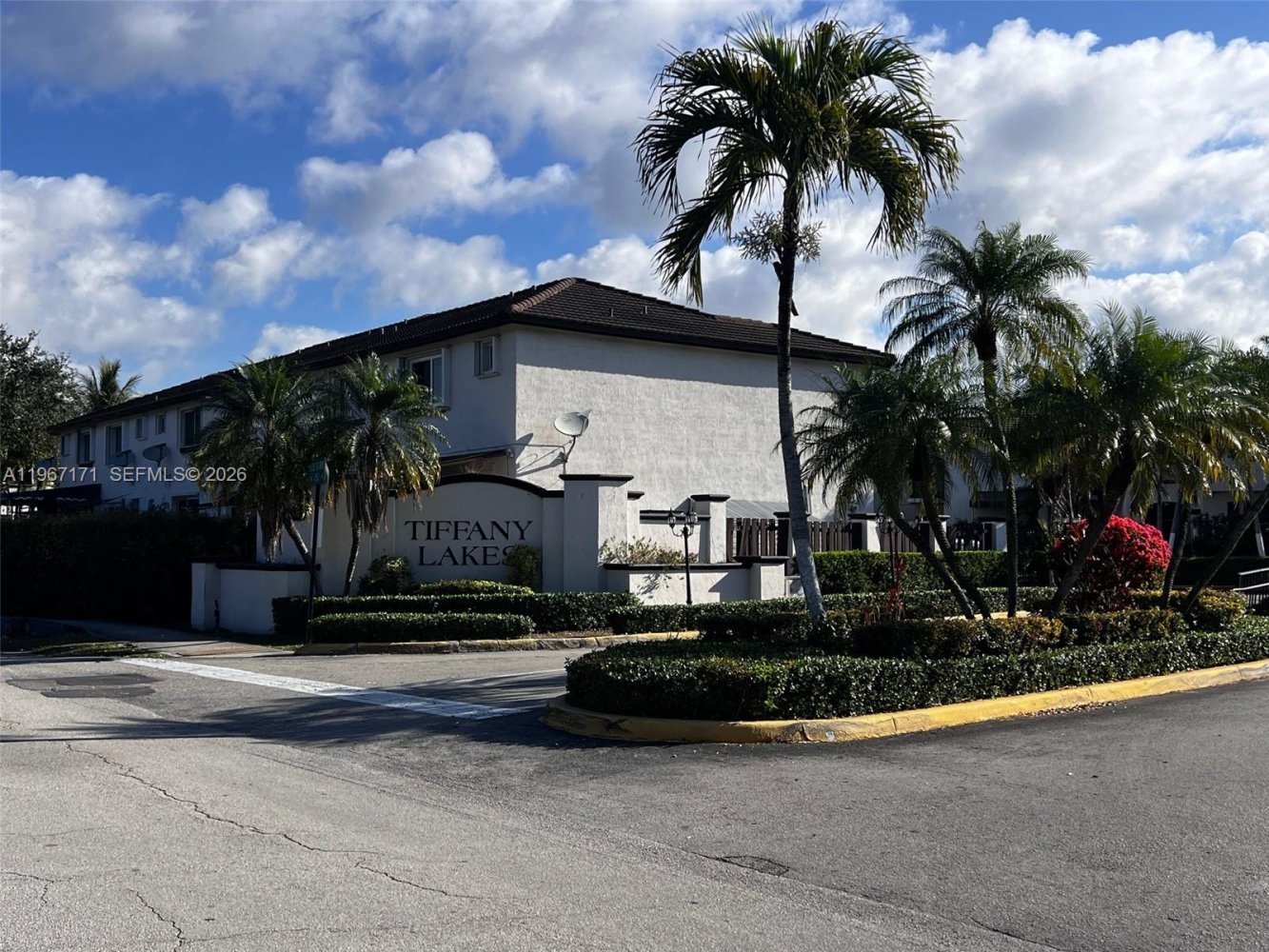 3 Schlafzimmer Doppelhaus in Miami, USA, Nr. 615939