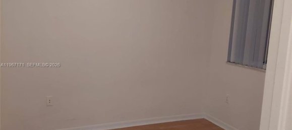 3 Schlafzimmer Doppelhaus in Miami, USA, Nr. 615939 13