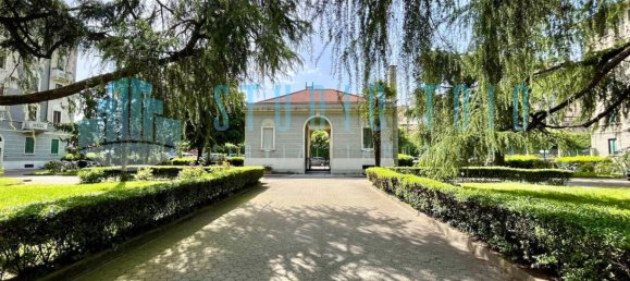 3 Schlafzimmer Wohnung in Milan, Italy, Nr. 352177 2