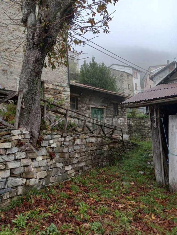 8 غرف نوم فيلا في Santo Stefano d'Aveto, Italy رقم 170827