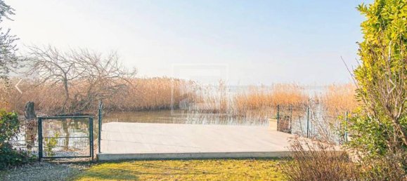 2 غرف نوم شقة في Sirmione, Italy رقم 130351 20