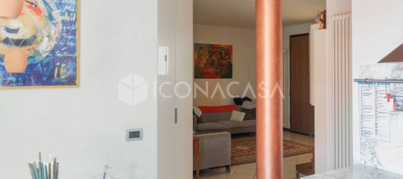 6 rooms Apartment in Torri di Quartesolo, Italy No. 257791 8