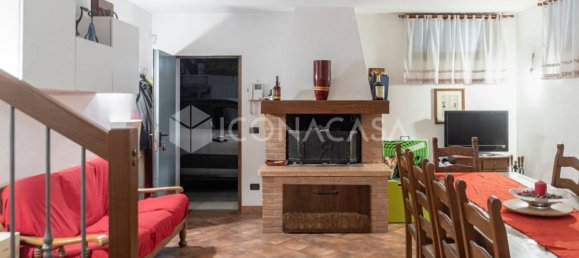 6 rooms Apartment in Torri di Quartesolo, Italy No. 257791 16