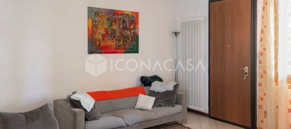 6 rooms Apartment in Torri di Quartesolo, Italy No. 257791 4