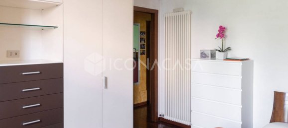 6 rooms Apartment in Torri di Quartesolo, Italy No. 257791 10