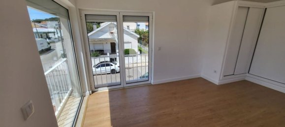 4 bedrooms House in Almada, Portugal No. 141926 19