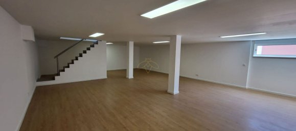 4 bedrooms House in Almada, Portugal No. 141926 25