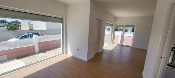 4 bedrooms House in Almada, Portugal No. 141926 6