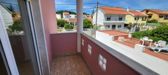 4 bedrooms House in Almada, Portugal No. 141926 13