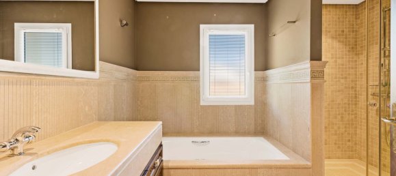 5 Schlafzimmer Villa in Malaga, Spain, Nr. 89213 13