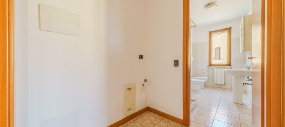 2 bedrooms Apartment in Busnago, Italy No. 361164 6