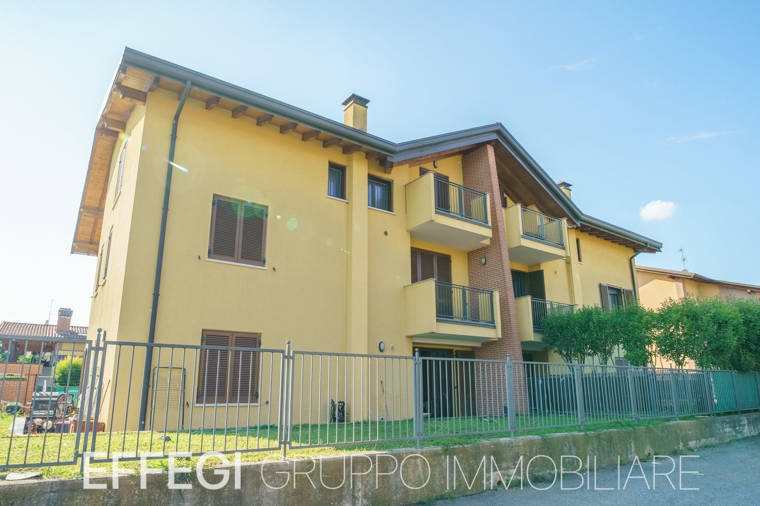 2 bedrooms Apartment in Busnago, Italy No. 361164