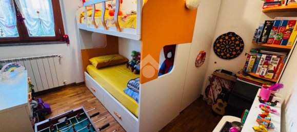 Apartamento de 3 divisões em Malnate, Italy N.º 2280 13