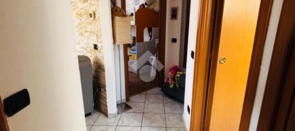 Apartamento de 3 divisões em Malnate, Italy N.º 2280 7