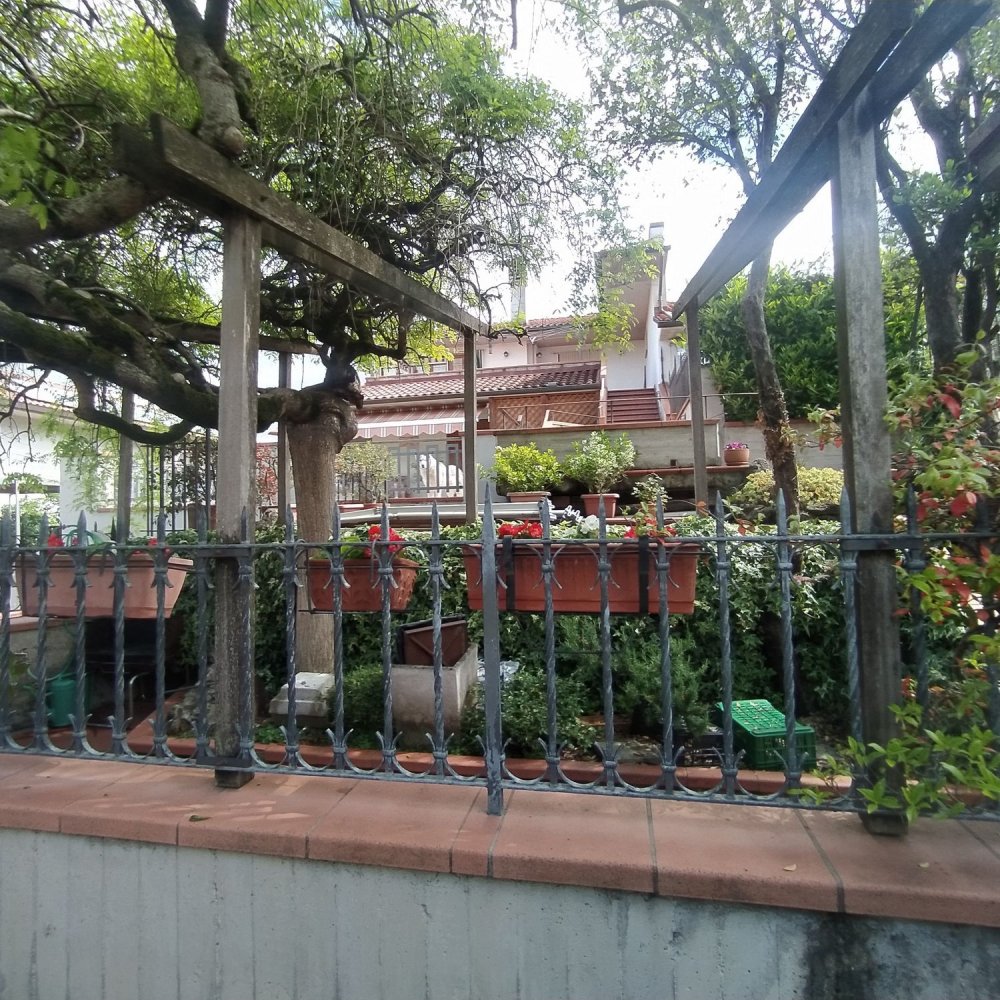 5 rooms Apartment in San Giustino, Italy No. 83627