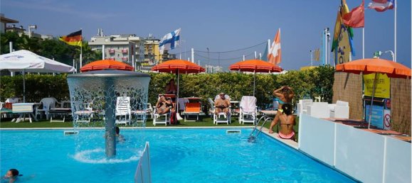 44 Schlafzimmer Hotel in Salsomaggiore Terme, Italy, Nr. 347120 2