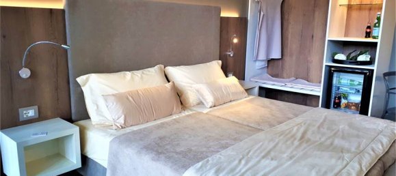 44 Schlafzimmer Hotel in Salsomaggiore Terme, Italy, Nr. 347120 12