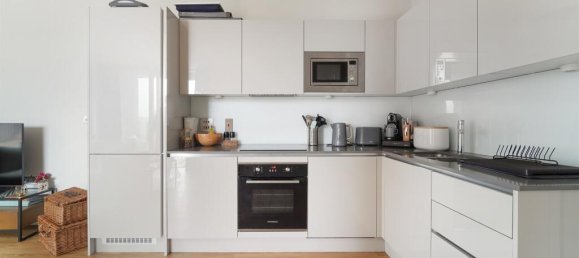 1 bedroom Apartment in London, United Kingdom No. 9644 3