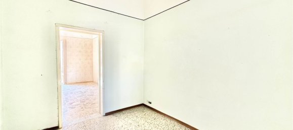 3 bedrooms Apartment in Catania, Italy No. 327708 12