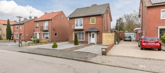 4 rooms House in Heinsberg, Germany No. 143903 3