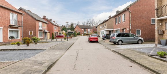 4 rooms House in Heinsberg, Germany No. 143903 5