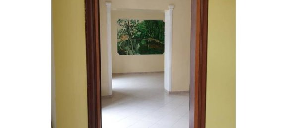 2 bedrooms Apartment in Naples, Italy No. 253794 6