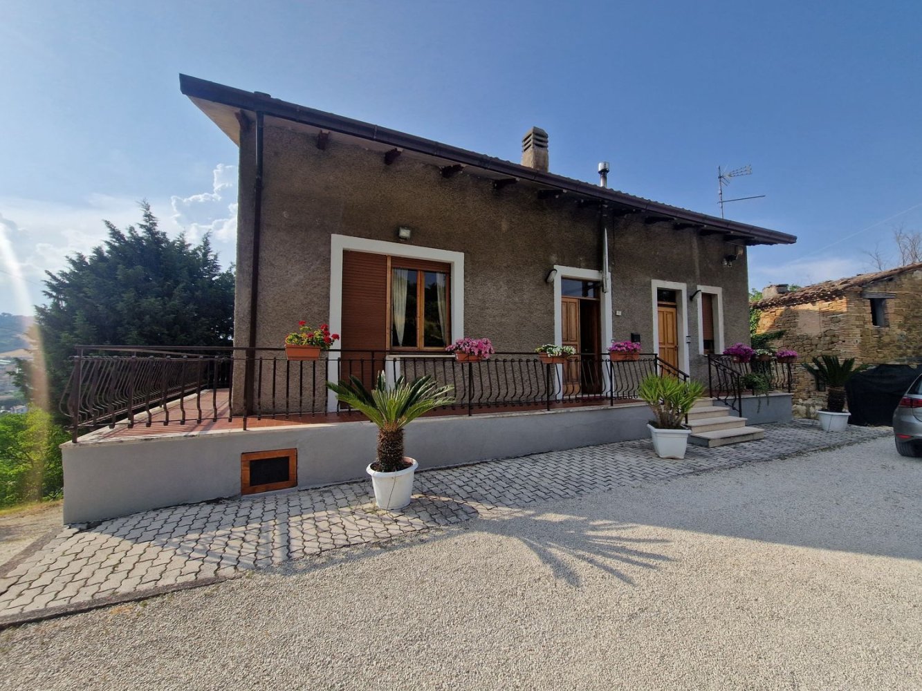 Apartamento de 6 dormitorios en Tolentino, Italy No. 313751