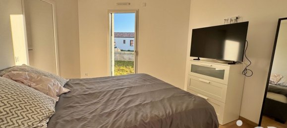 3 bedrooms House in Saint-Denis-la-Chevasse, France No. 97825 21