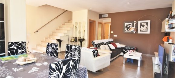 3 bedrooms Villa in Benidorm, Spain No. 4844 3