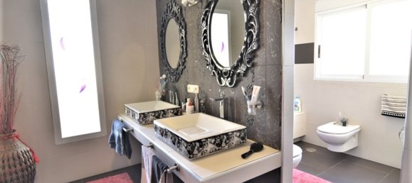 3 bedrooms Villa in Benidorm, Spain No. 4844 6