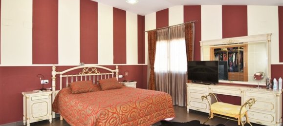 3 bedrooms Villa in Benidorm, Spain No. 4844 9