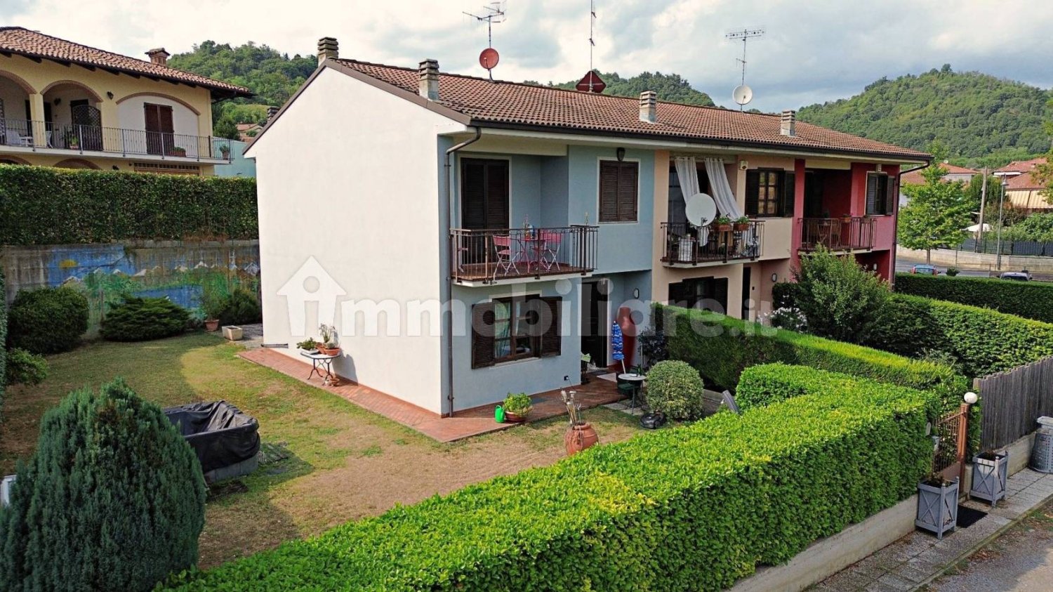 3 غرف نوم منزل في Monticello d'Alba, Italy رقم 272330